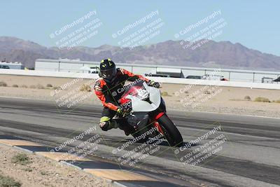 media/Oct-30-2025-Racers Edge (Thu) [[dabbdaf680]]/3-B Group/Session 3 (Turn 15 Inside)/